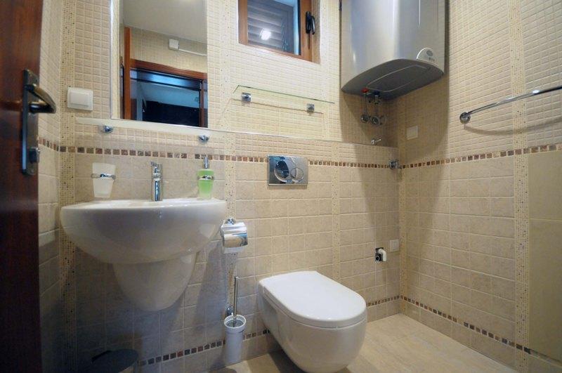 Sunny Boulevard Apartment
